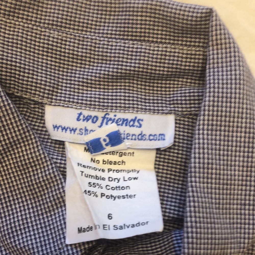 Button down shirt - Picture 2 of 5